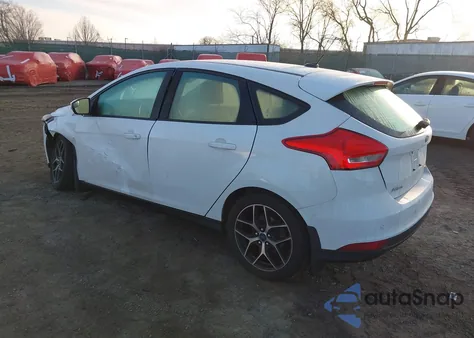 2018 Ford Focus Sel z USA, uszkodzony, nr VIN 1FADP3M28JL215769